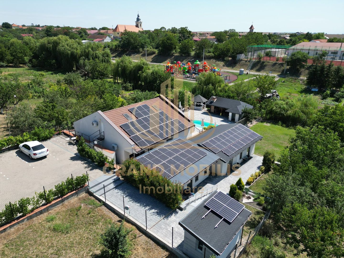 Proprietate Unică cu Afacere Profitabilă Inclusă | 1600mp teren