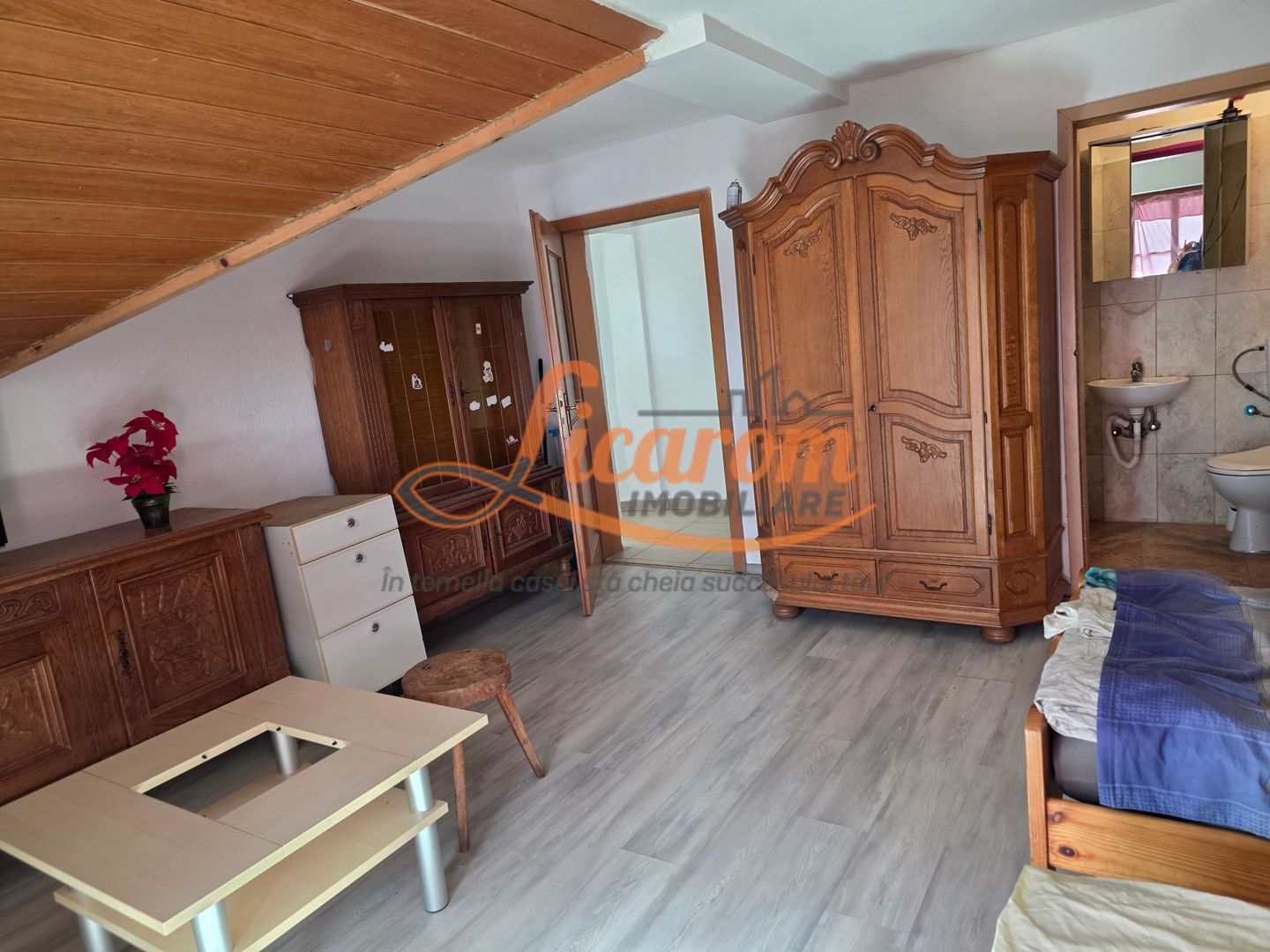 Garsoniera in casa, comuna Cristian,mobilata si utilata. - imaginea 3