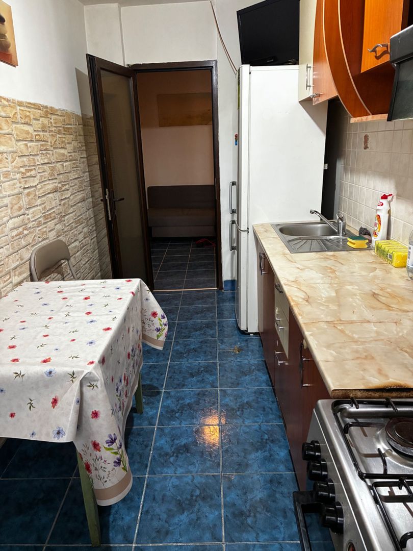 Garsonieră decomandată – 41 mp – Zona 13 Septembrie / Sebastian
