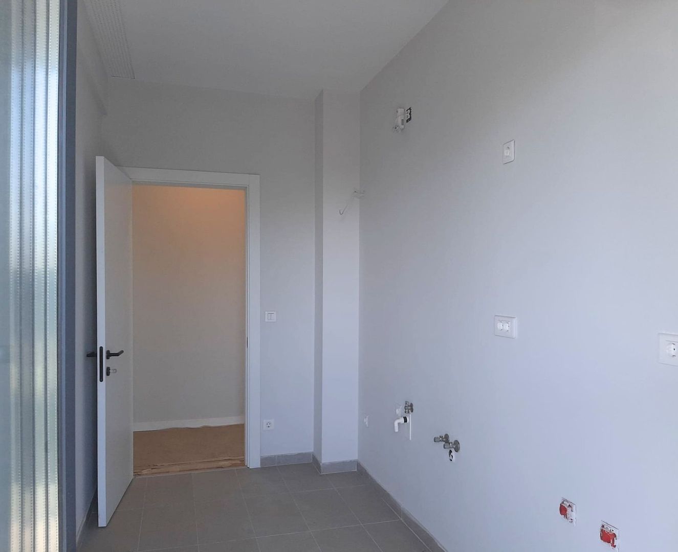 Apartament 3 Camere bucatarie inchisa si Terasă 12 MP cu Vedere Liberă - imaginea 12