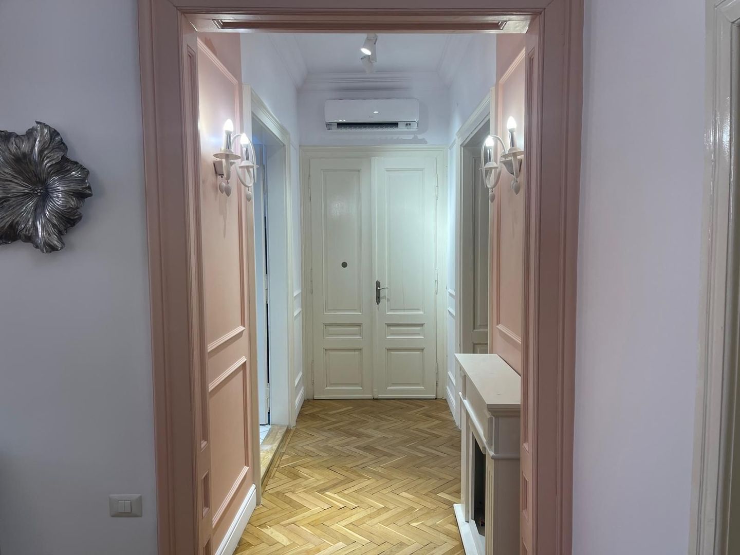 Apartament de lux în inima Oradiei – locație premium lângă Gojdu - imaginea 3