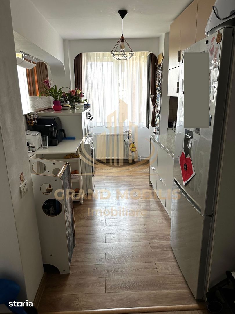 Apartament cu 4 camere si 2 bai | 84 mp | decomandat | zonă centrală - imaginea 5
