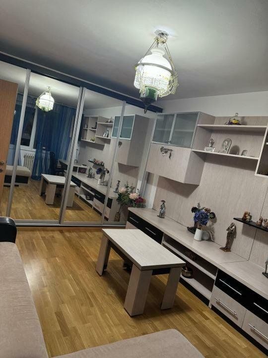 Apartament 2 camere, Trapezului, la 2 min. de metrou, piată, scoala, mobilat