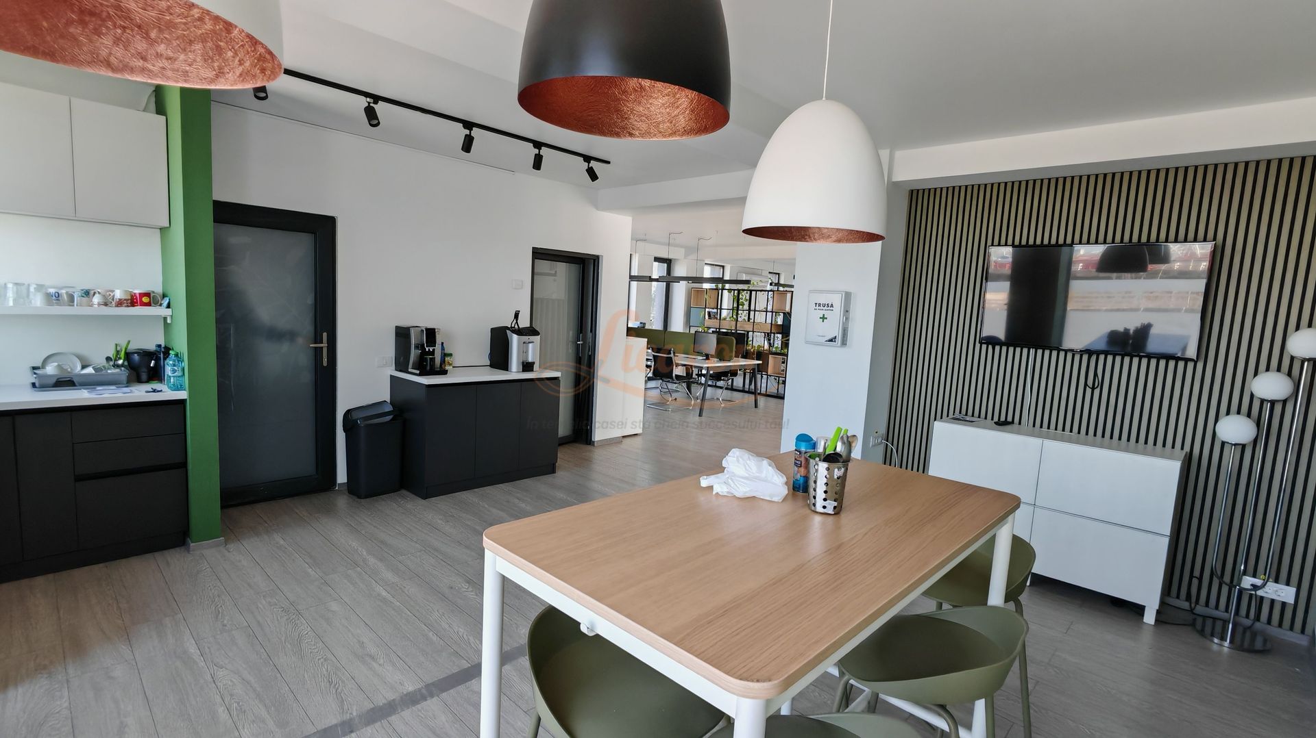 190 mp,Spatiu de Birouri/ Call Center/IT, Fitness,1980 euro/luna - imaginea 19