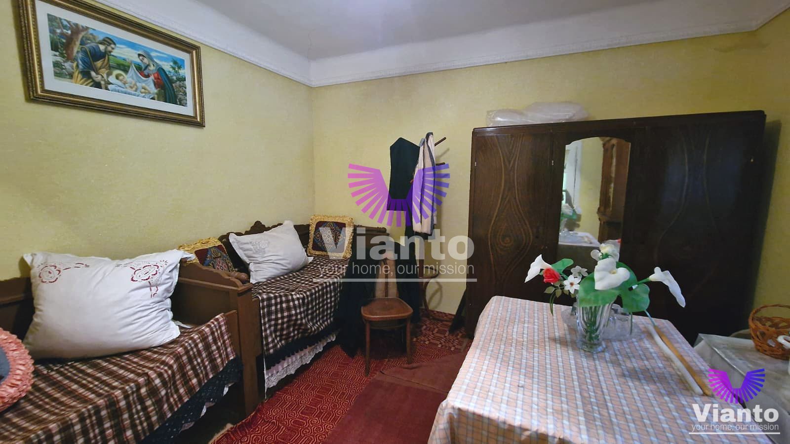 Casă în Poiana Sibiului | 909 mp teren | livadă și anexe gospodărești