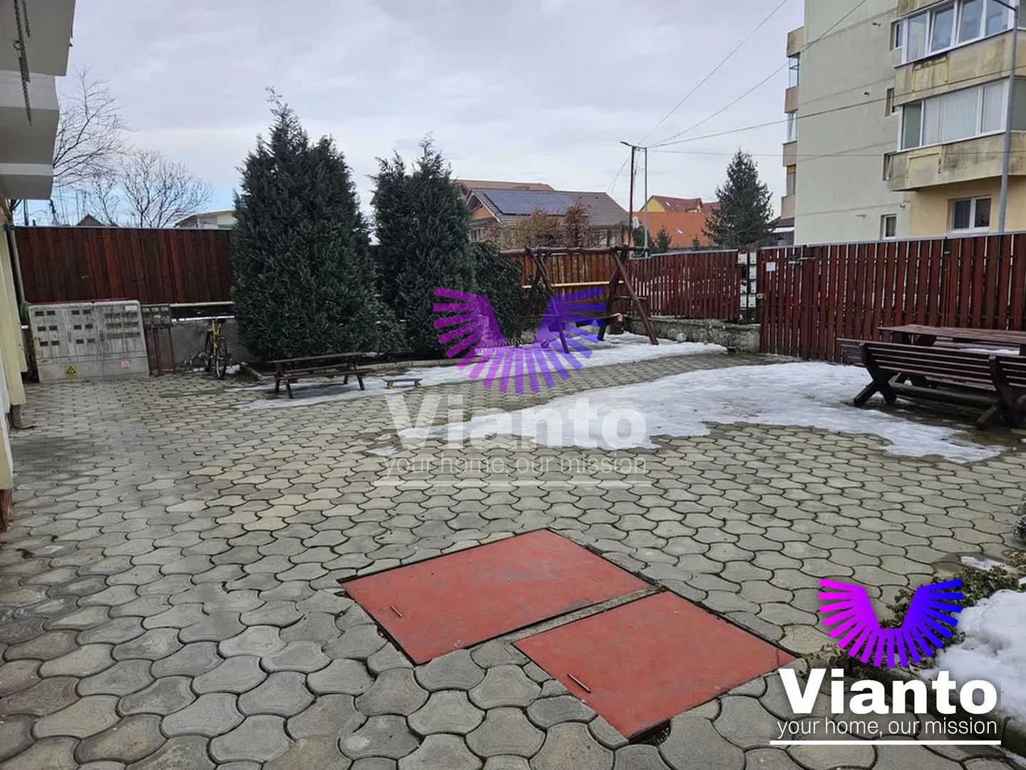 Apartament 2 camere la mansarda | Zona Turnisor | Bloc la curte