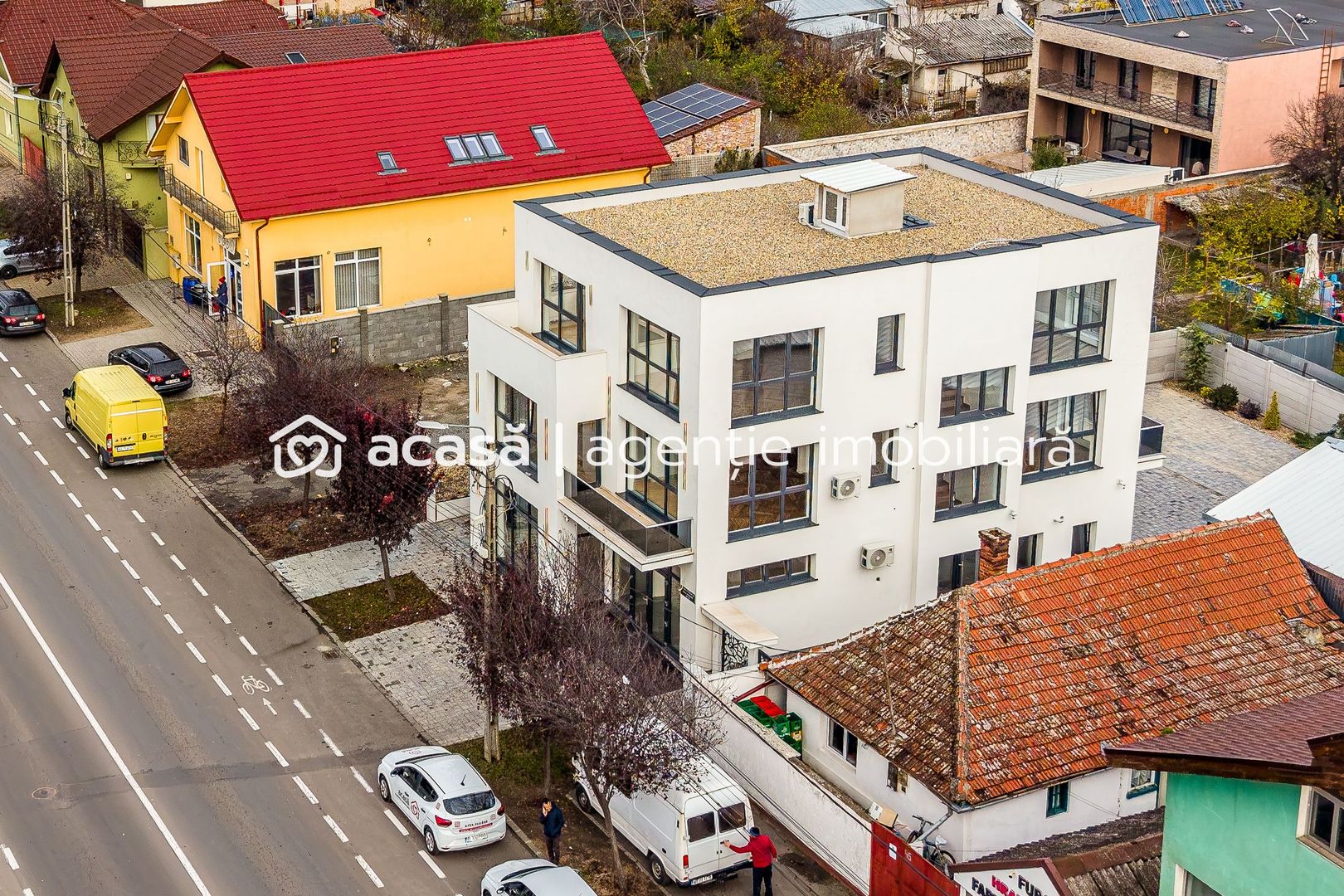 Imagine 2 - Clădire nouă P+2 cu showroom și birouri în Arad
