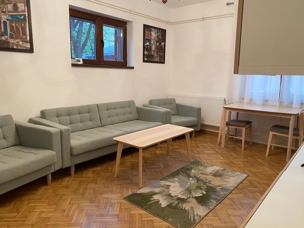 Apartament 3 cam EORII REVOLUTIEI