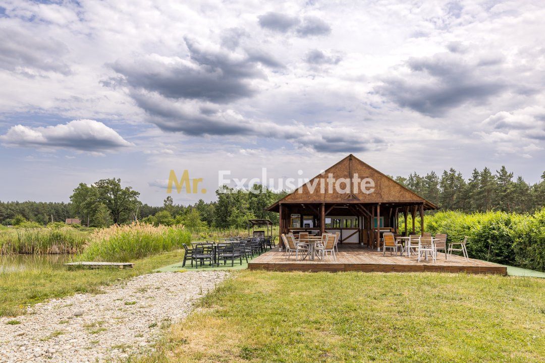 Afacere functionala - MOTEL si CAMPING cu terasa, piscina si lacuri pescuit - imaginea 20
