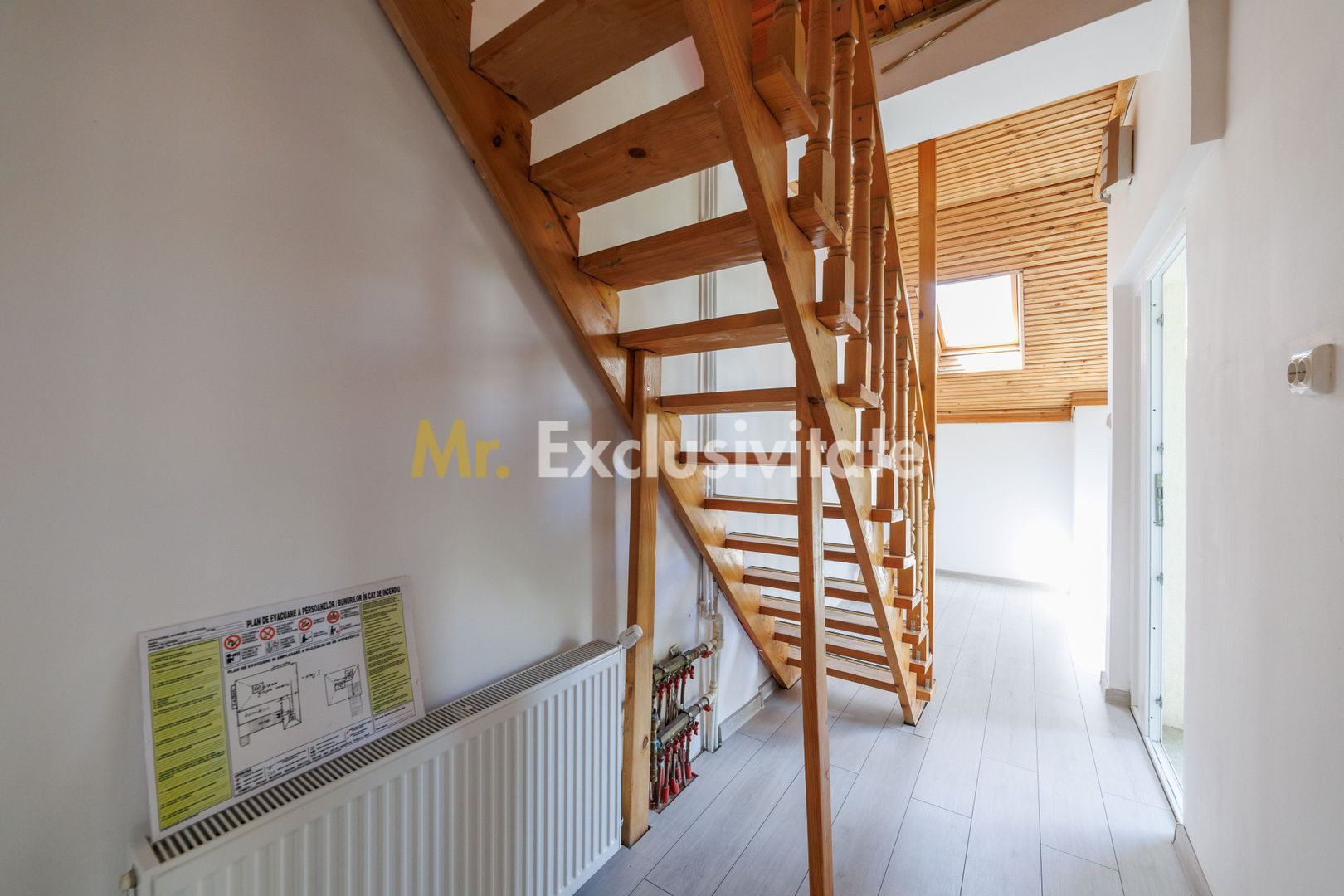 Proprietate multifunctionala | Doua cladiri | 581 mp | Pitesti - imaginea 10