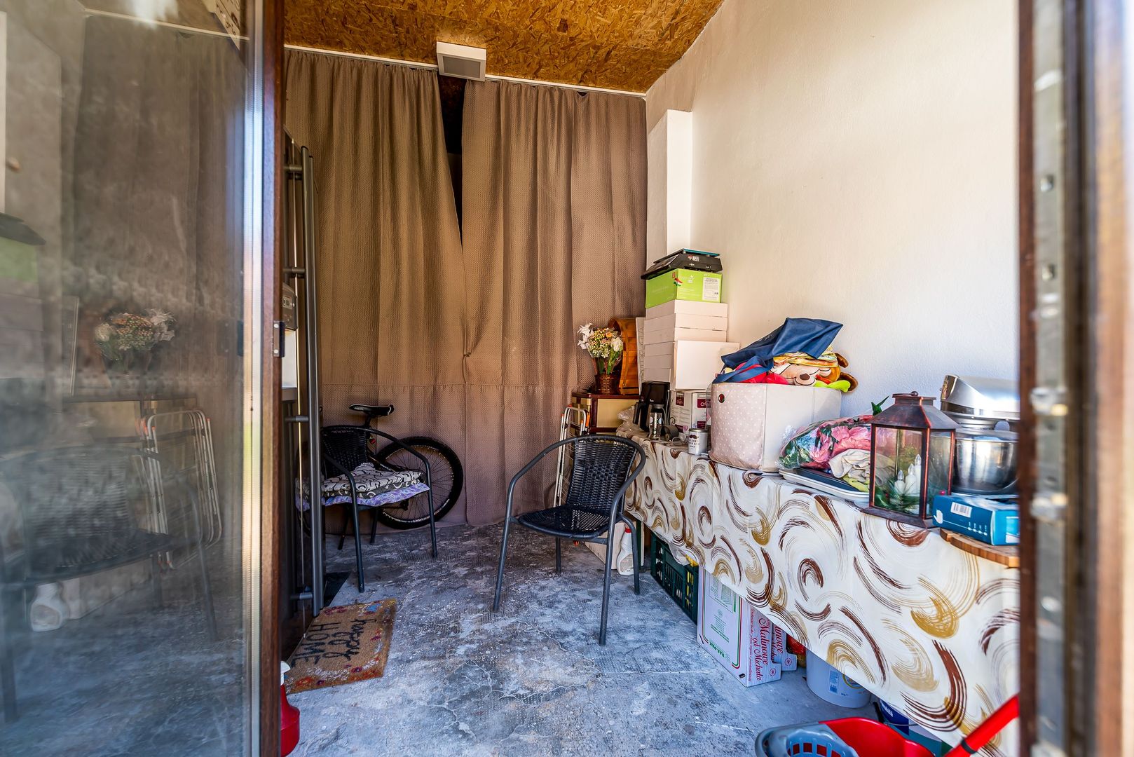 Imagine 8 - Apartament în centru cu acces auto și garaj propriu