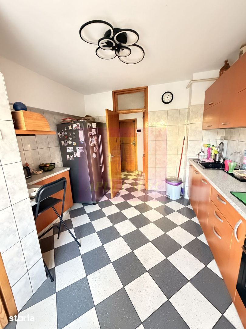Apt 3 camere de vânzare – Calea Călărași, - imaginea 9
