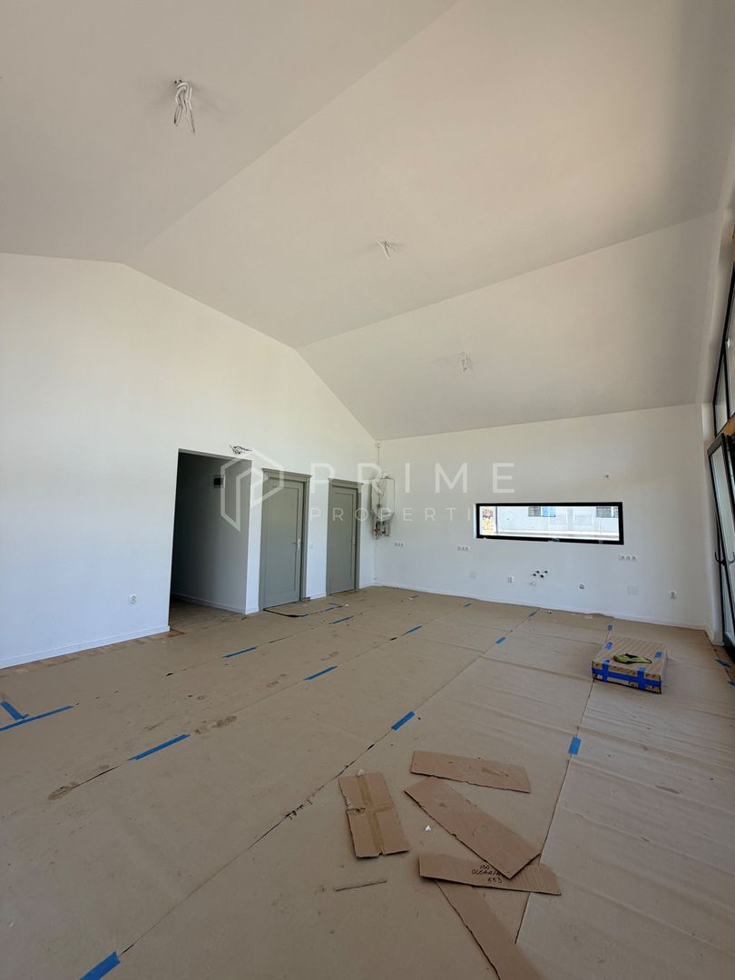 Vilă chalet modern cu perete panoramic de sticlă - Livezeni, Mureș - imaginea 8