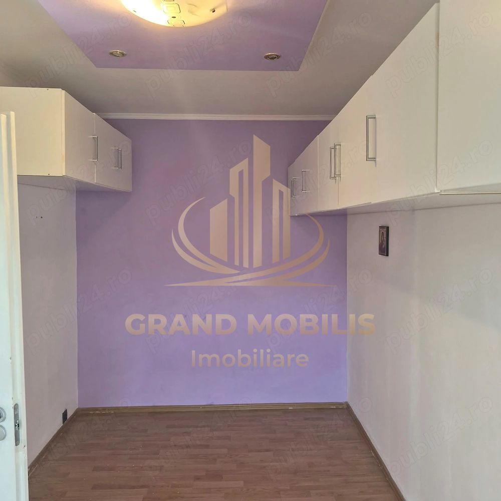 Apartament 3 camere, 40 mp utili, etaj 4/4, acoperiș, zona Șagului - imaginea 4