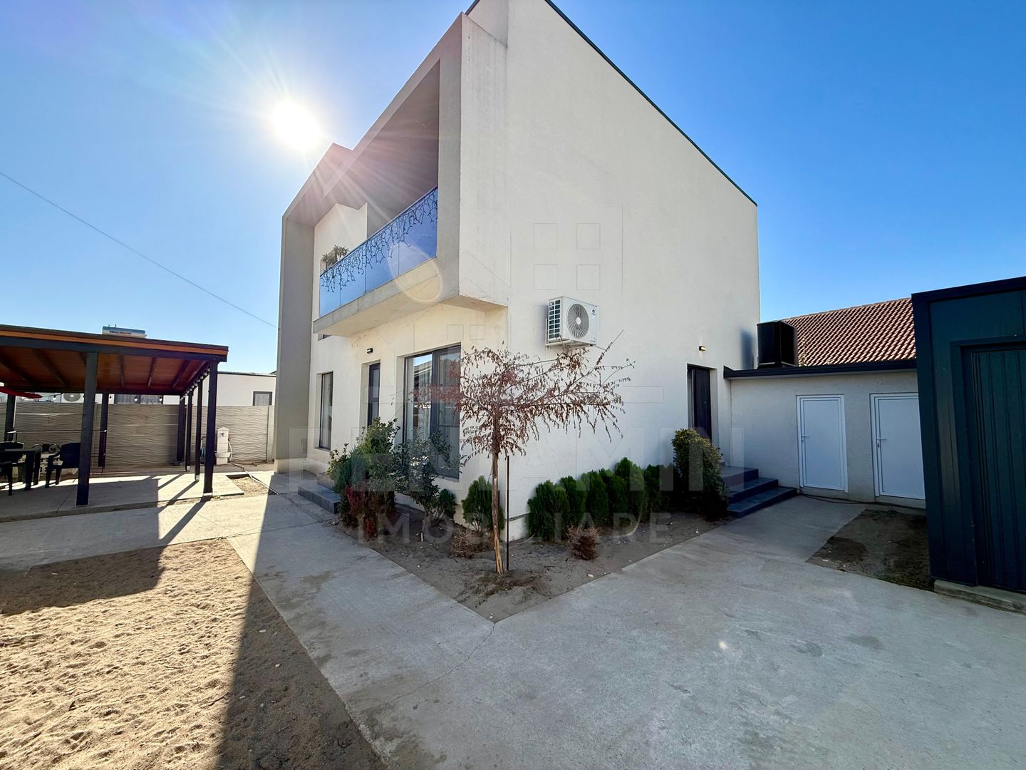 Casa mediteraniana - 156mp - pompa de caldura - garaj - Damila - imaginea 2