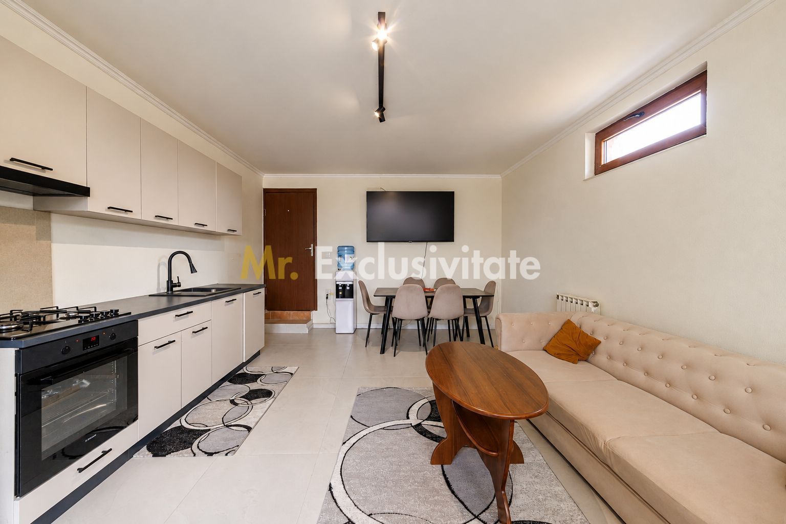 VILĂ 4 dormitoare, RENOVATĂ COMPLET 2026, Prundu, teren 937 mp - imaginea 16