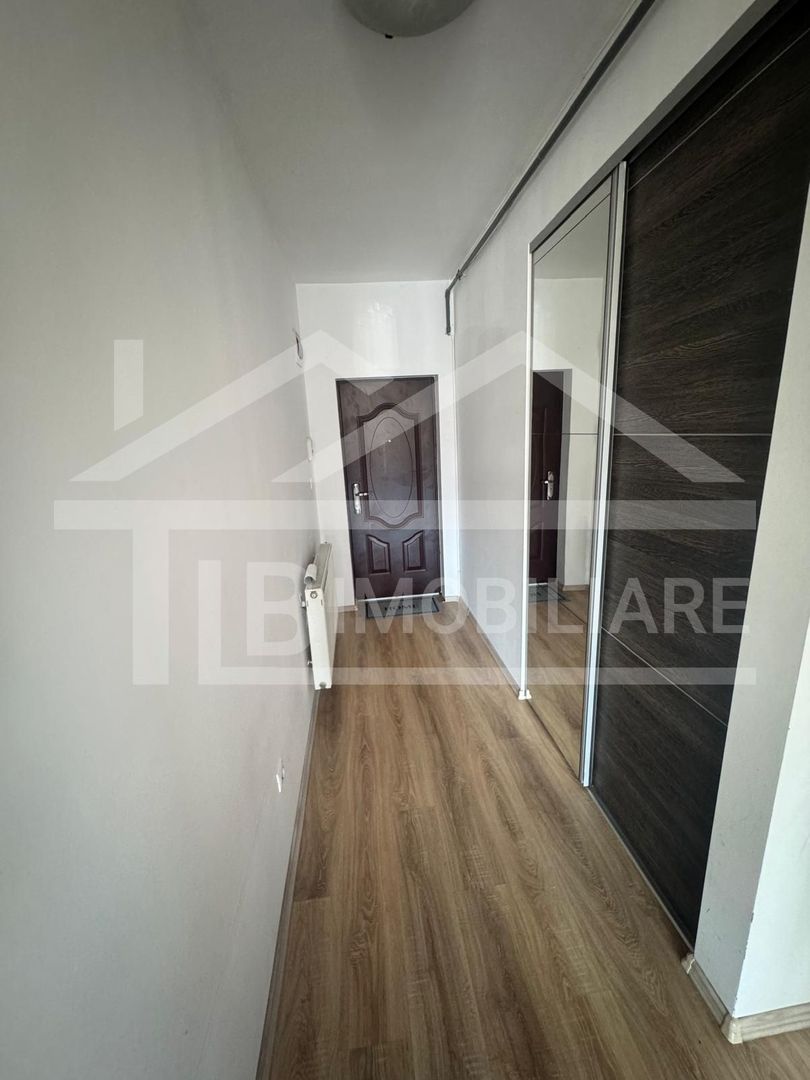 Apartament cu 2 camere, 70mp, terasa, parcare, Zona Centrala - imaginea 11