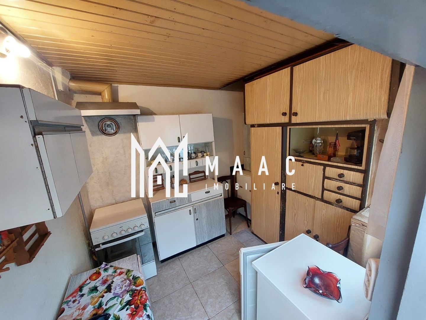 Casă 3 camere de vânzare | Tiglari, Sibiu | 108 mp | teren 400 mp - imaginea 22