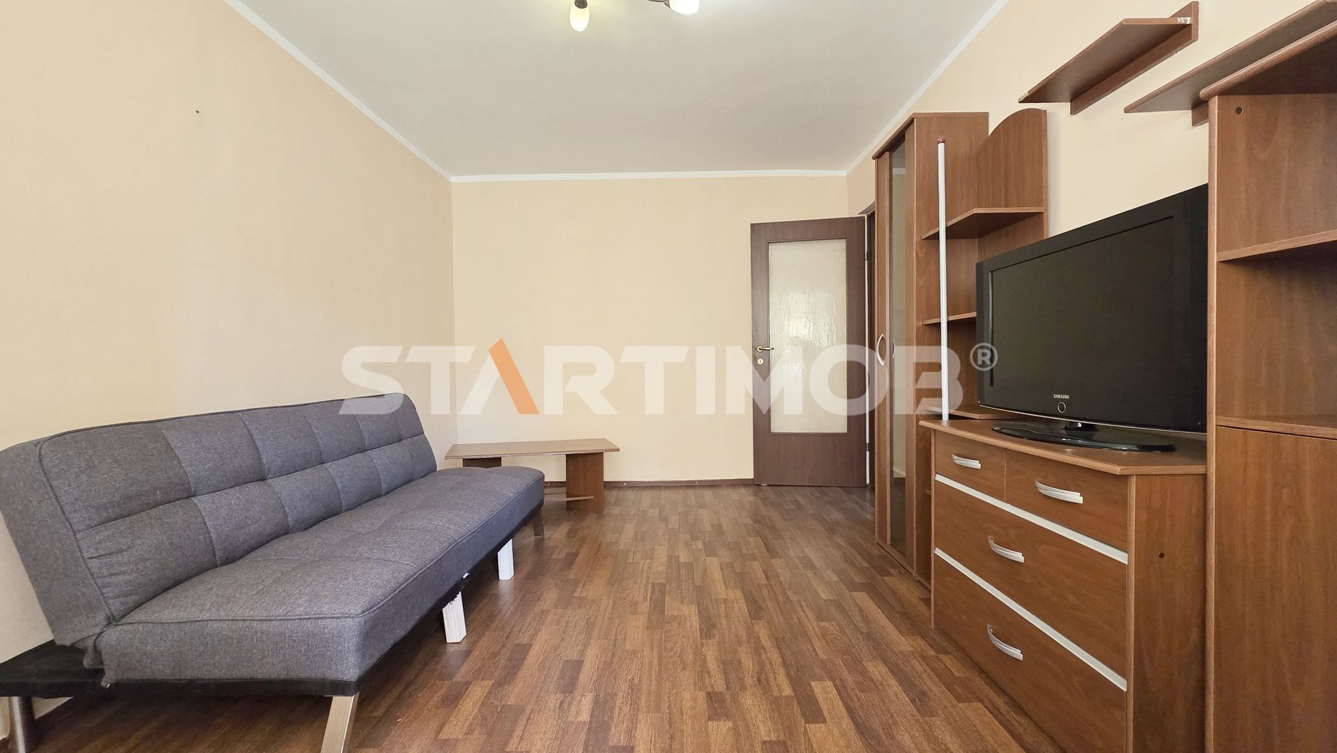 Apartament 2 camere cu parcare