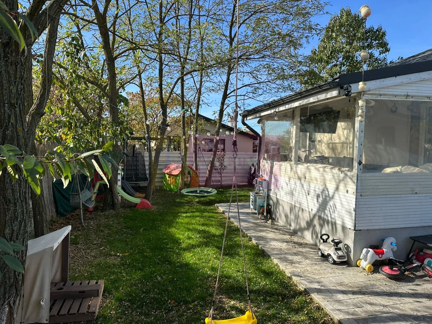 Casă 3 camere + dependințe, curte 380, Săbăreni