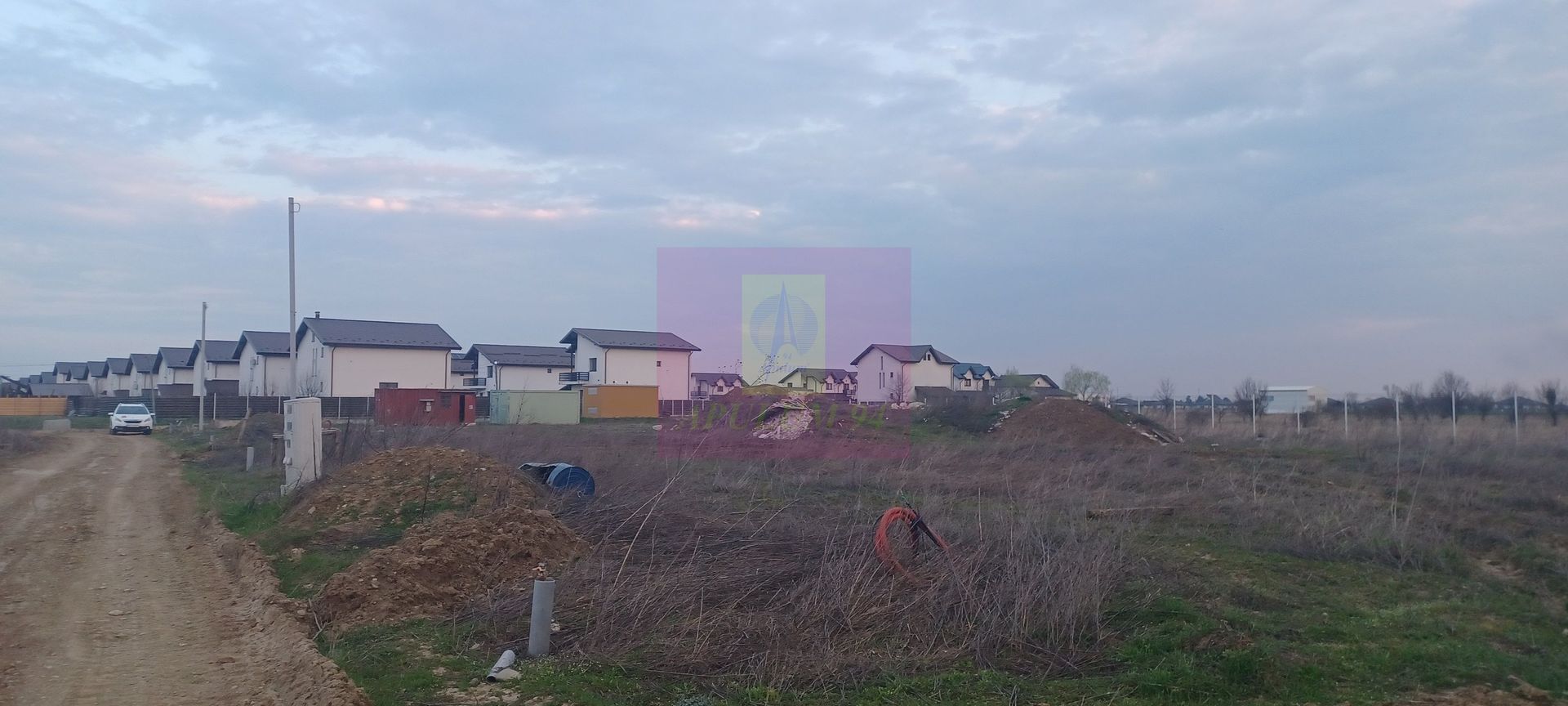 Săbăreni, teren curti-constructii 608 mp cu utilităti