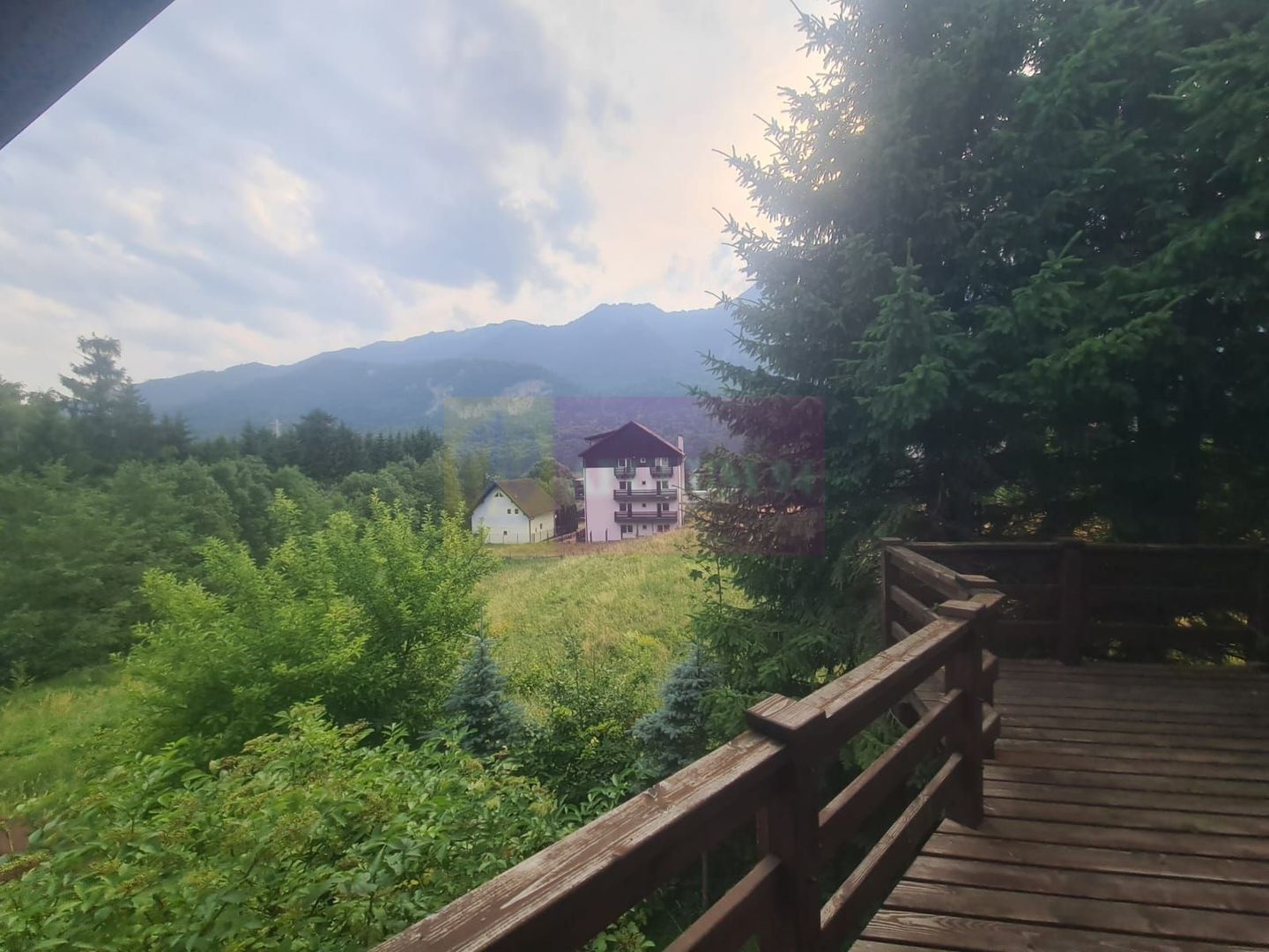 Vila de vanzare cu 5 camere in Busteni