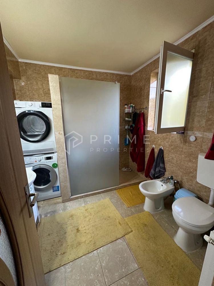 Casă spațioasă de vânzare – Corunca, zona Vatman - imaginea 10