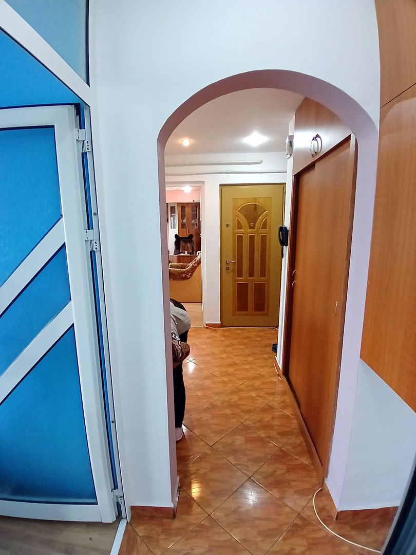 Apartament cu 2 camere, 53 mp, etaj 3 – priveliște deosebită - imaginea 5