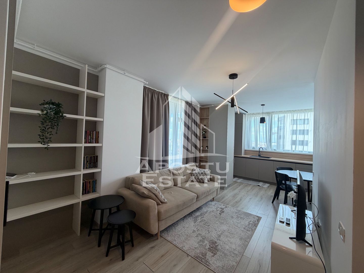 Apartament cu 2 camere de vanzare , X-City Towers , Timisoara - imaginea 2