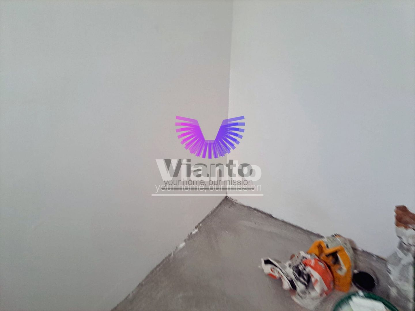 Casa 2 Camere-37mp, si Curte 25mp in Piata Cluj