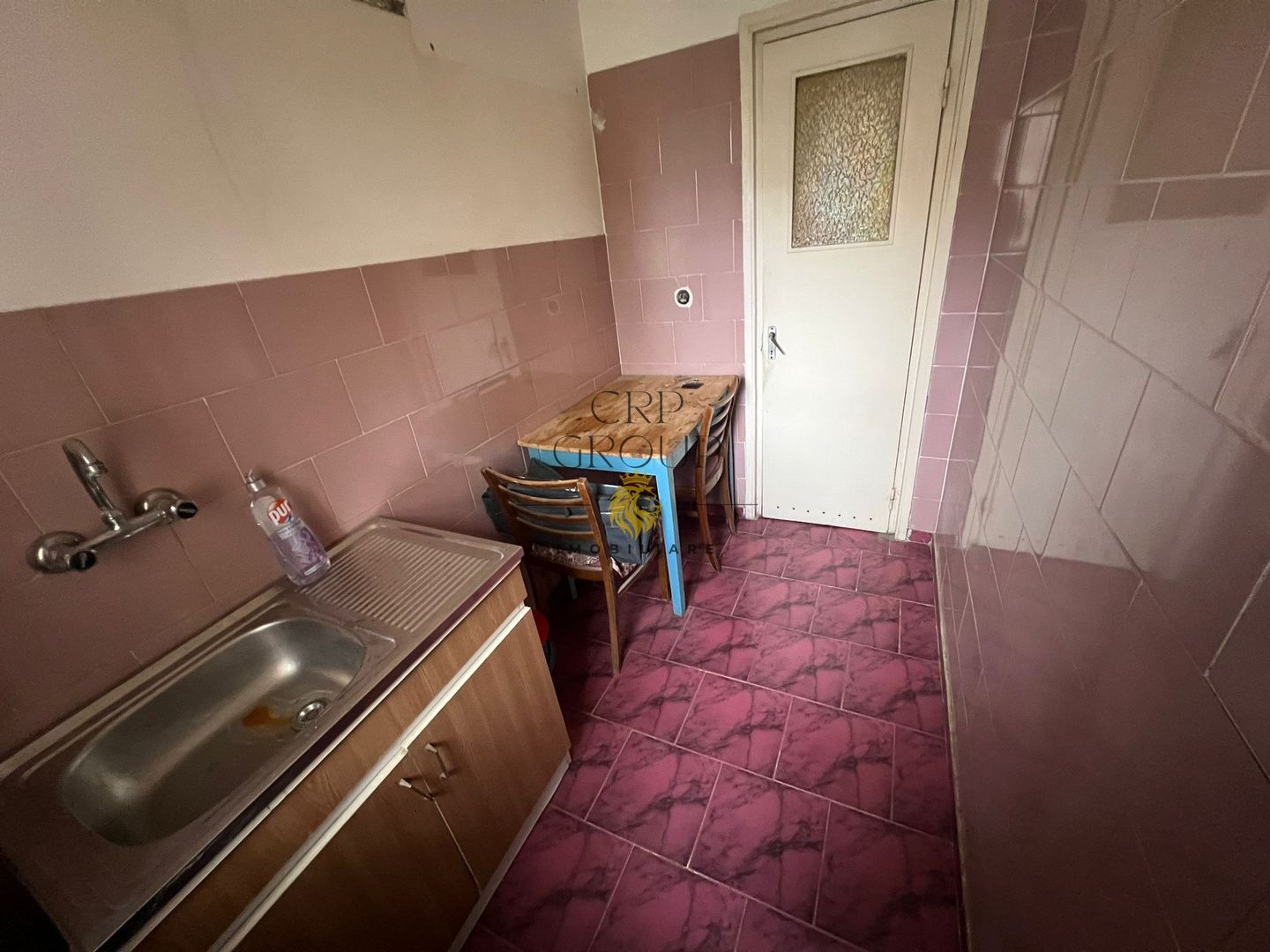 Apartament 4 camere, etaj 1/4, zona Mausoleul Eroilor - Sud - imaginea 4