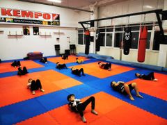 Sala de inchiriat ideala pentru activitati sportive, dansuri, etc
