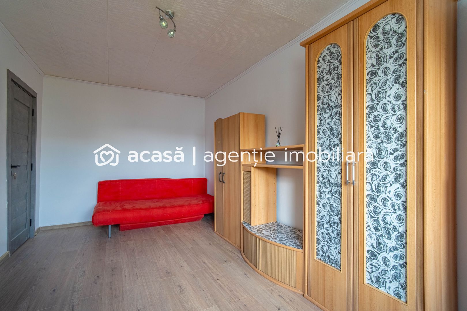 Imagine 2 - Apartament 1 cameră, Zonă Confecții - Arad
