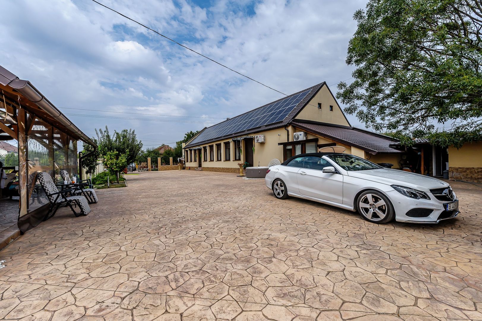 Proprietate de vis cu teren 2.880 mp și facilități PREMIUM Comision 0