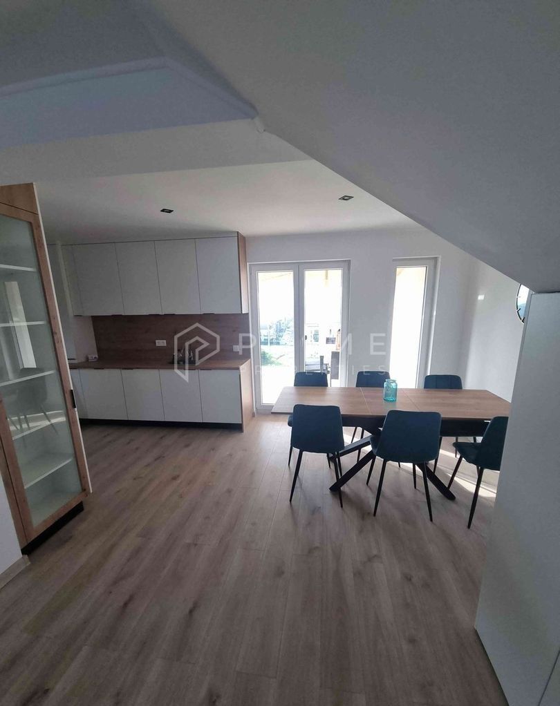 Duplex NOU cu 4 camere, încălzire în pardoseală și terasă panoramică - imaginea 7