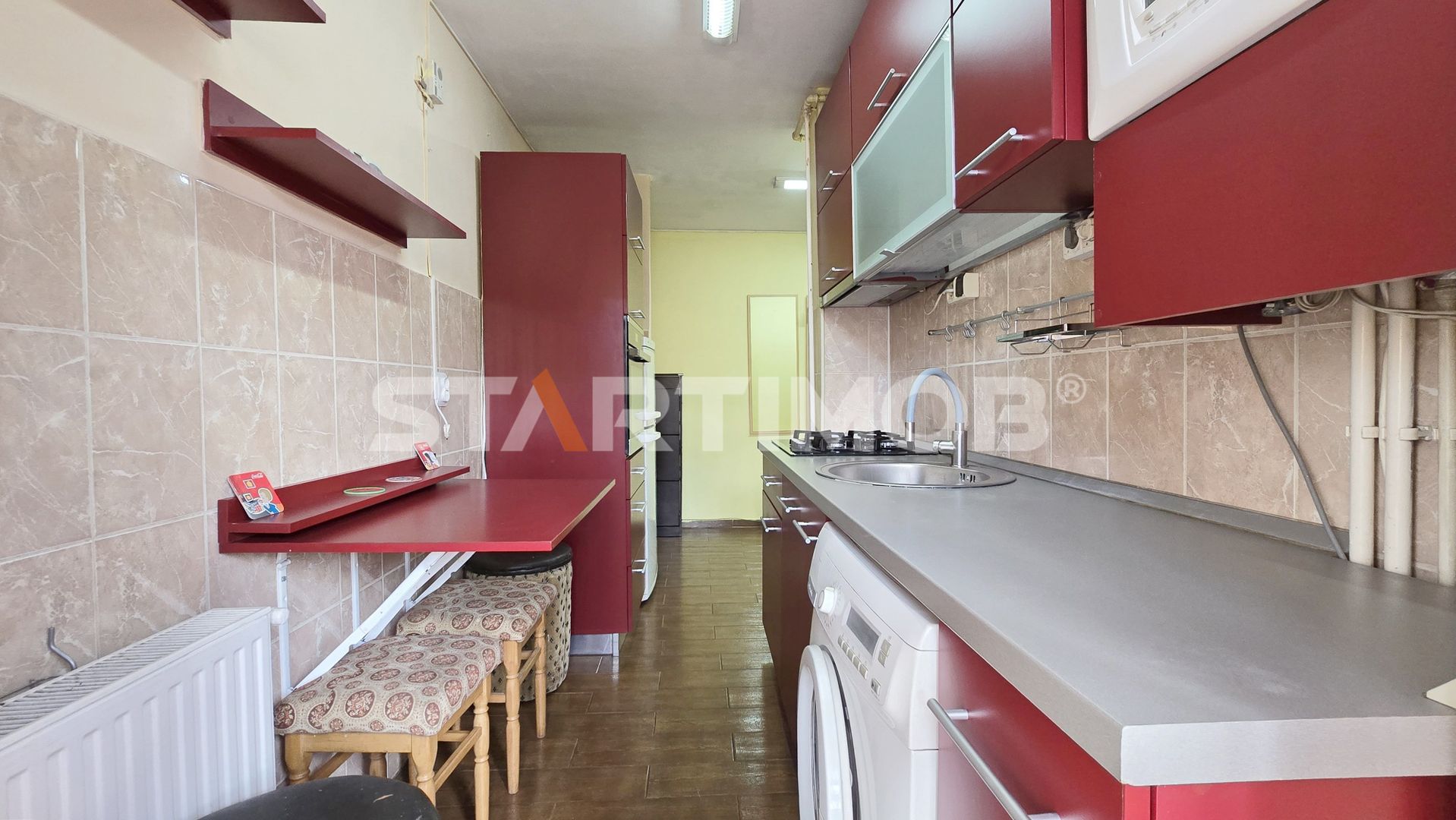 Apartament 2 camere cu parcare