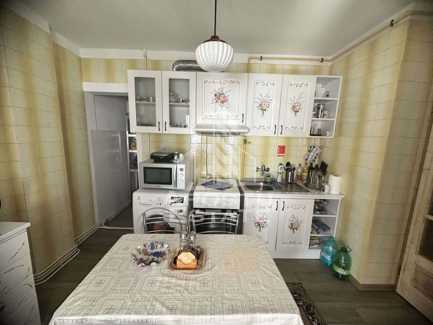 Apartament de vanzare cu 3 camere, 2 bai, 76mp, zona Spitalul Judetean - imaginea 8