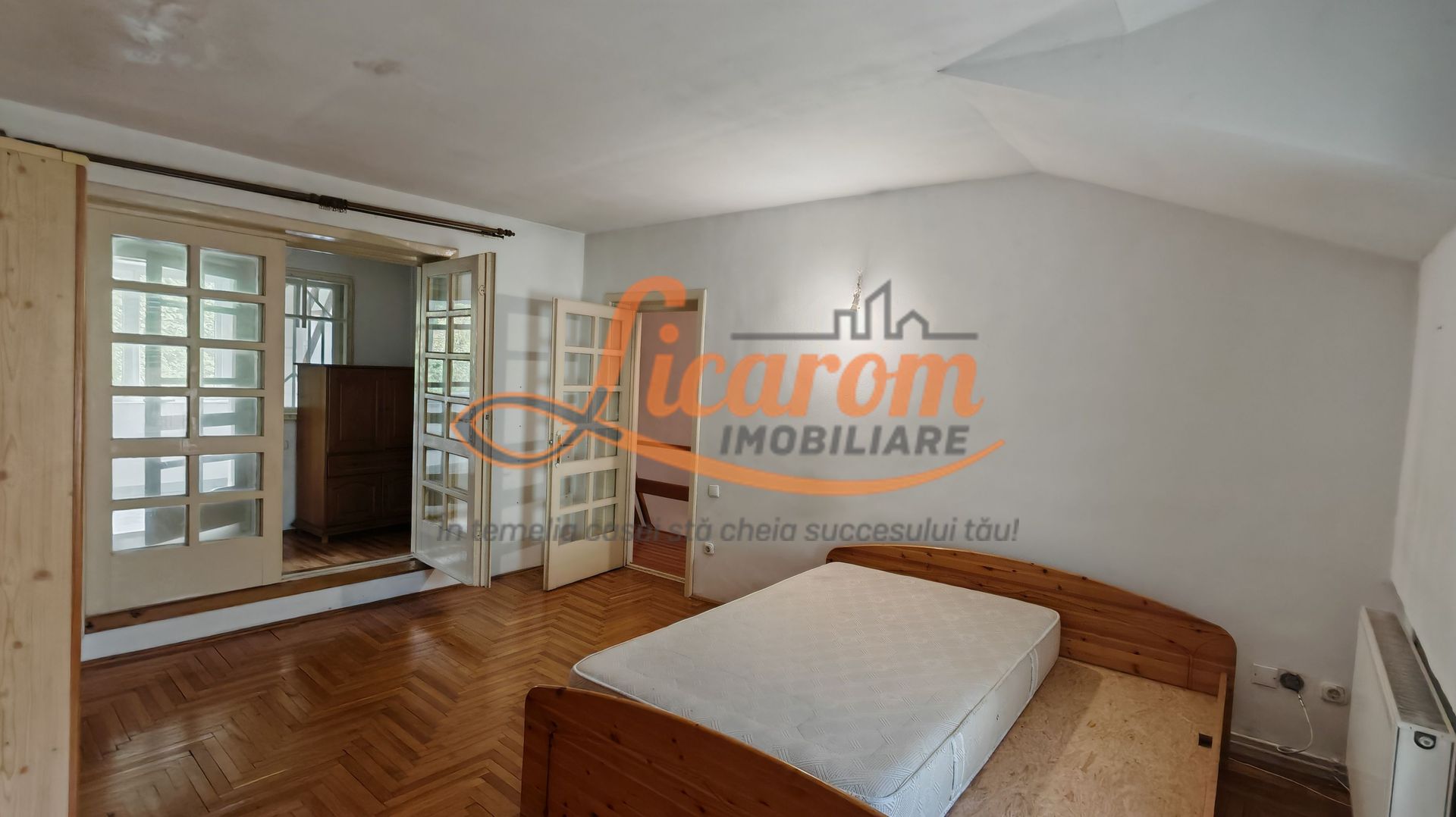 Casa PRETABILA DESTINATIE COMERCIALA,Brasovul Vechi,P+E, 3 cam - imaginea 16