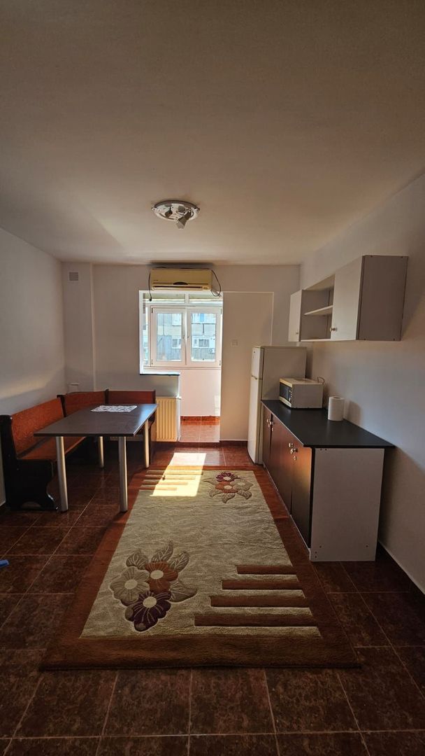 Apartament 2 cam Rahova, Margeanului, str. Glicinelor