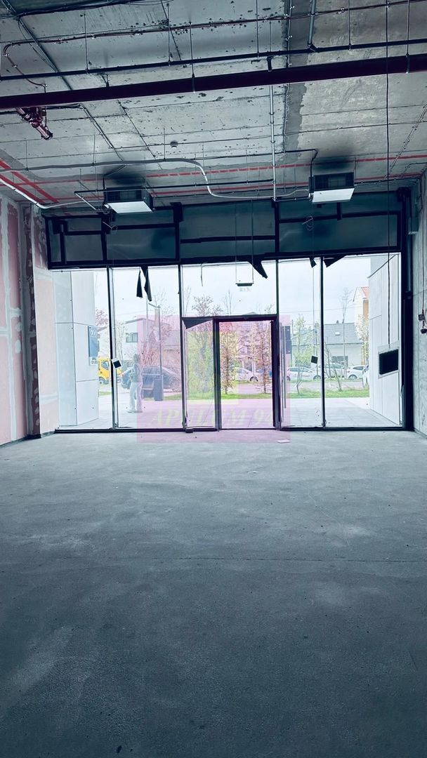 Spatiu comercial imobil nou Sebastian- Razoare. - imaginea 2