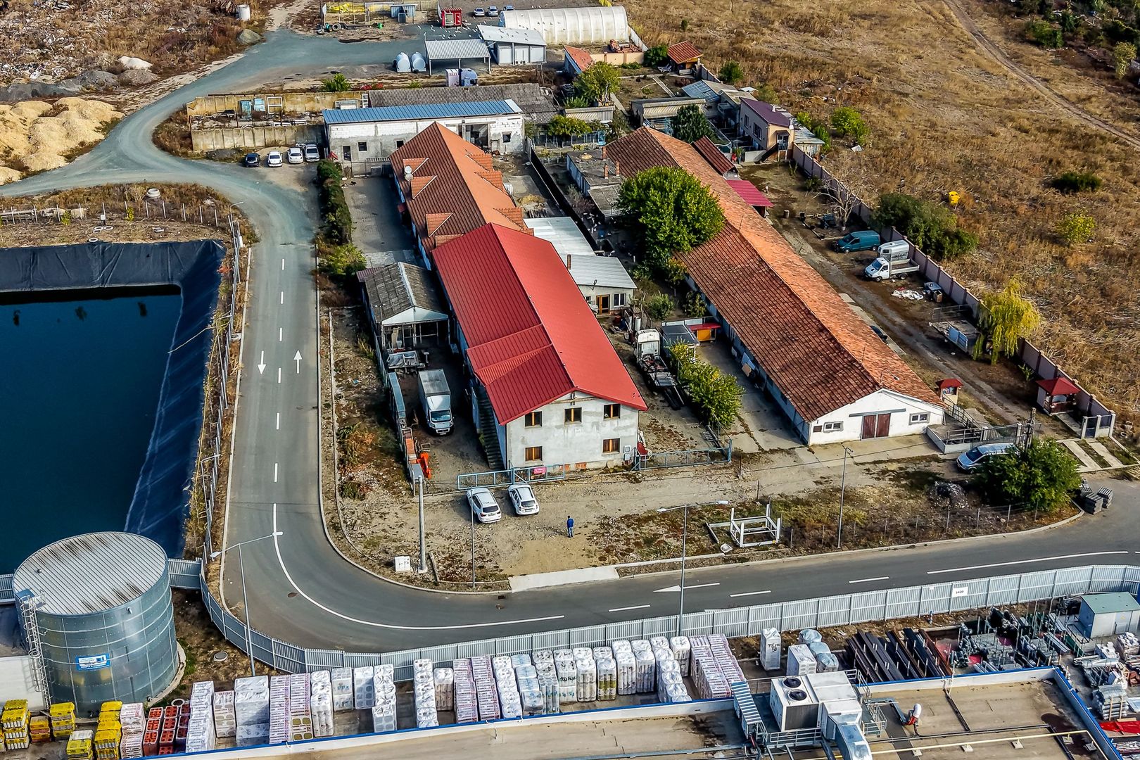 Imagine 3 - Hală industrială lângă DEDEMAN, teren 1337 mp si construcție de 814 mp