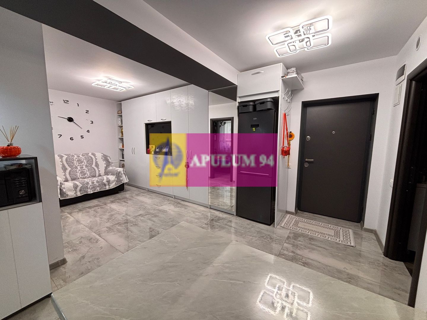 Apartament Luxos gata de mutat lângă București