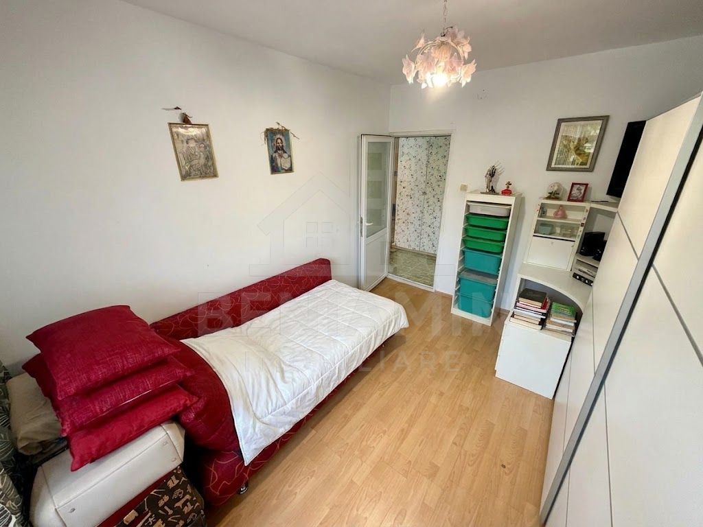 3 camere decomandat - Zona Rotonda - Etaj 1 - 81.86mp - Carrefour - imaginea 7