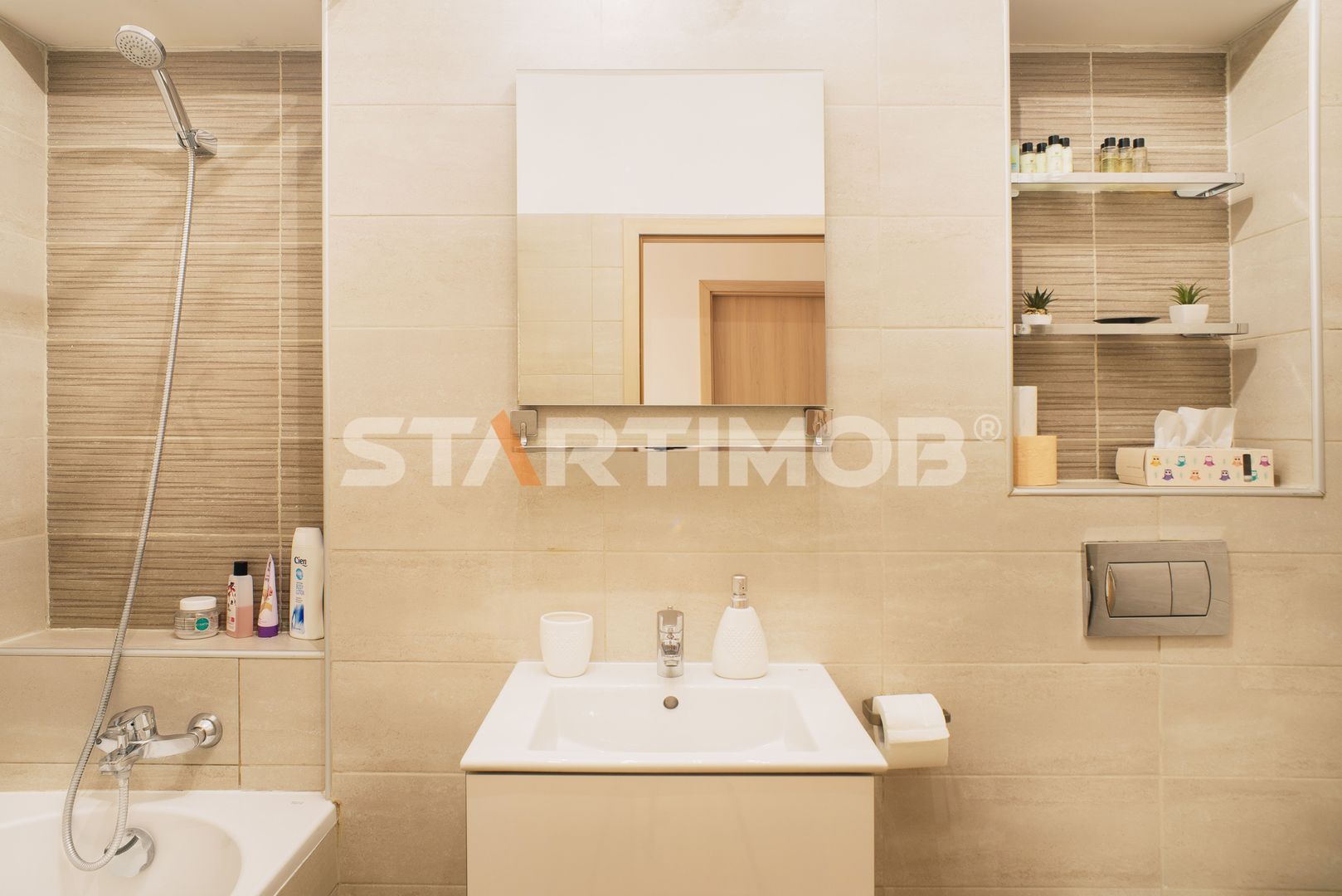 Apartament mobilat House Residence cu parcare