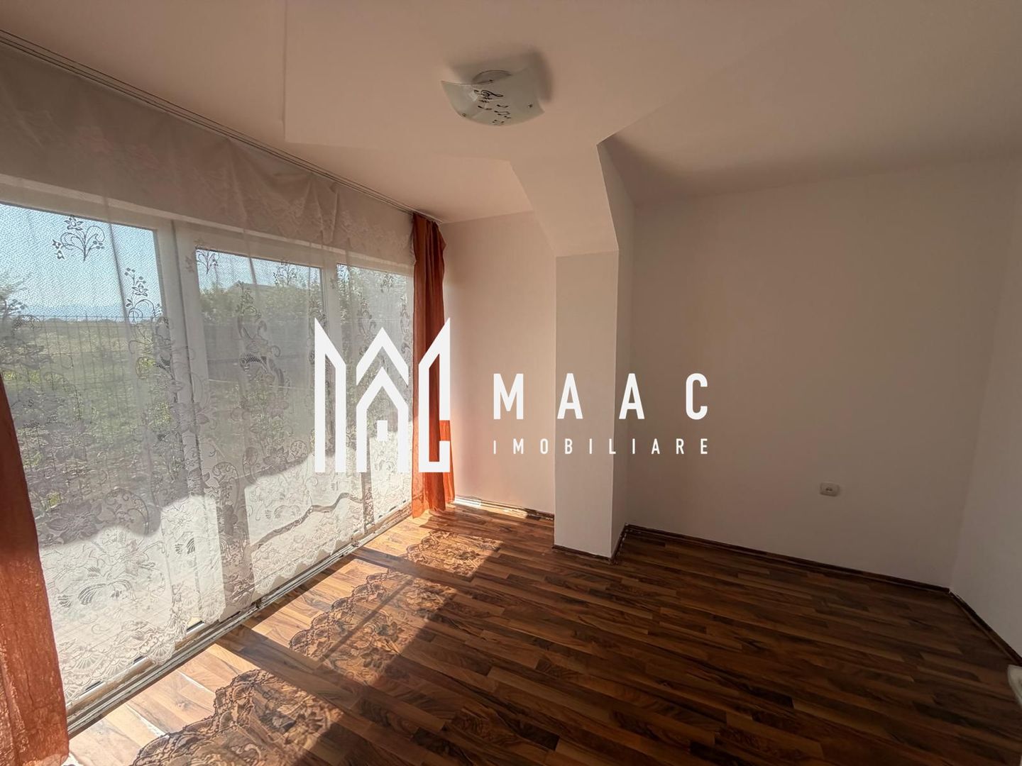 Apartament de vânzare | Turnisor, Sibiu | la casă, curte - imaginea 3