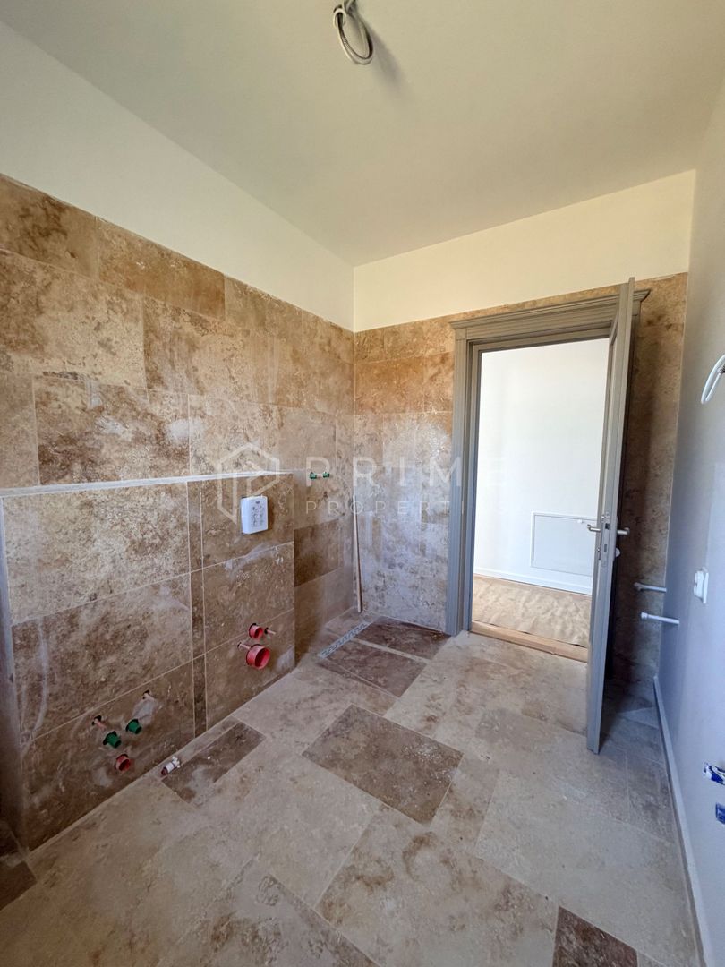 Vilă chalet modern cu perete panoramic de sticlă - Livezeni, Mureș - imaginea 15