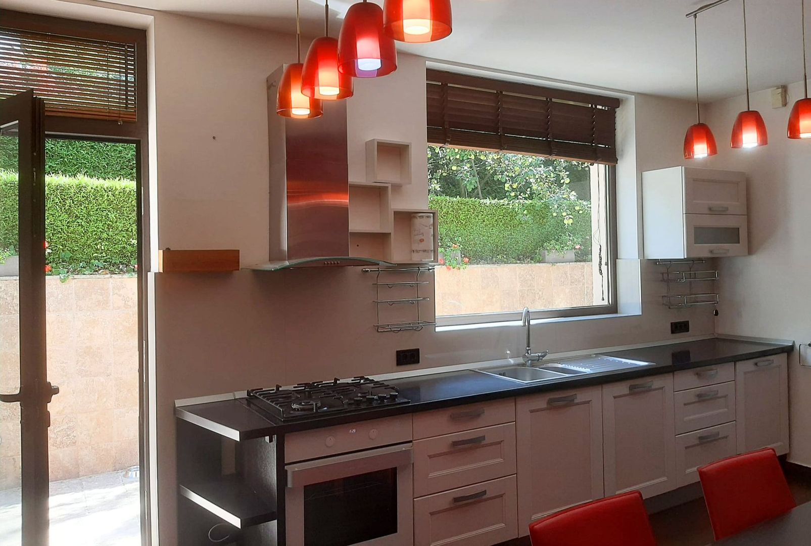 Vilă de lux cu vedere spectaculoasă spre Tâmpa  Green Valley zona Noua - imaginea 12