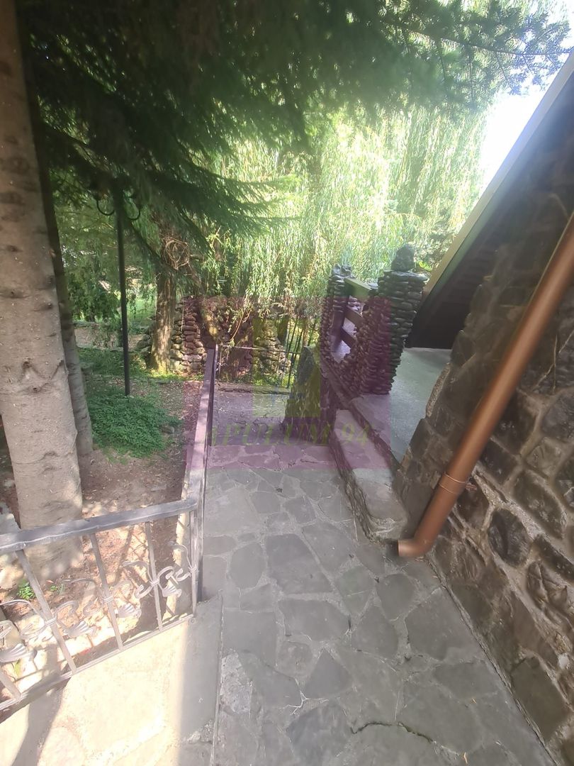 Vila de vanzare in Campina - Zona Lunca Mare