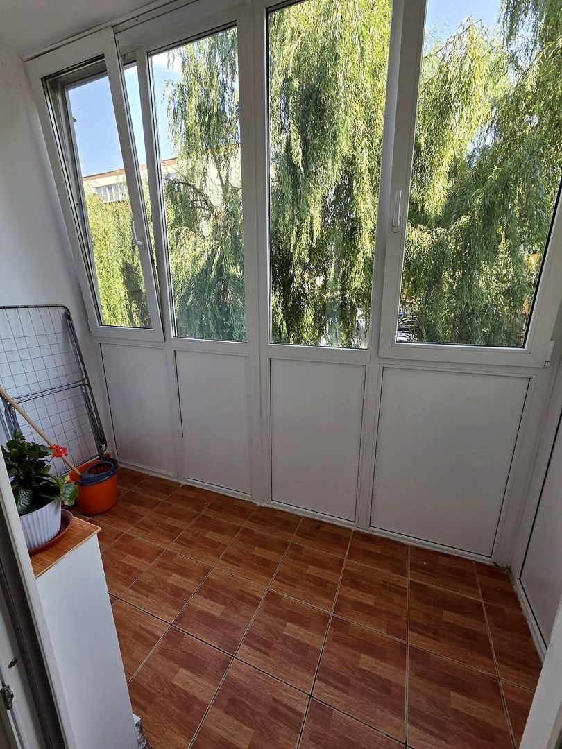 Apartament cu 2 camere, centrală proprie și aer condiționat –Dâmbovița - imaginea 9