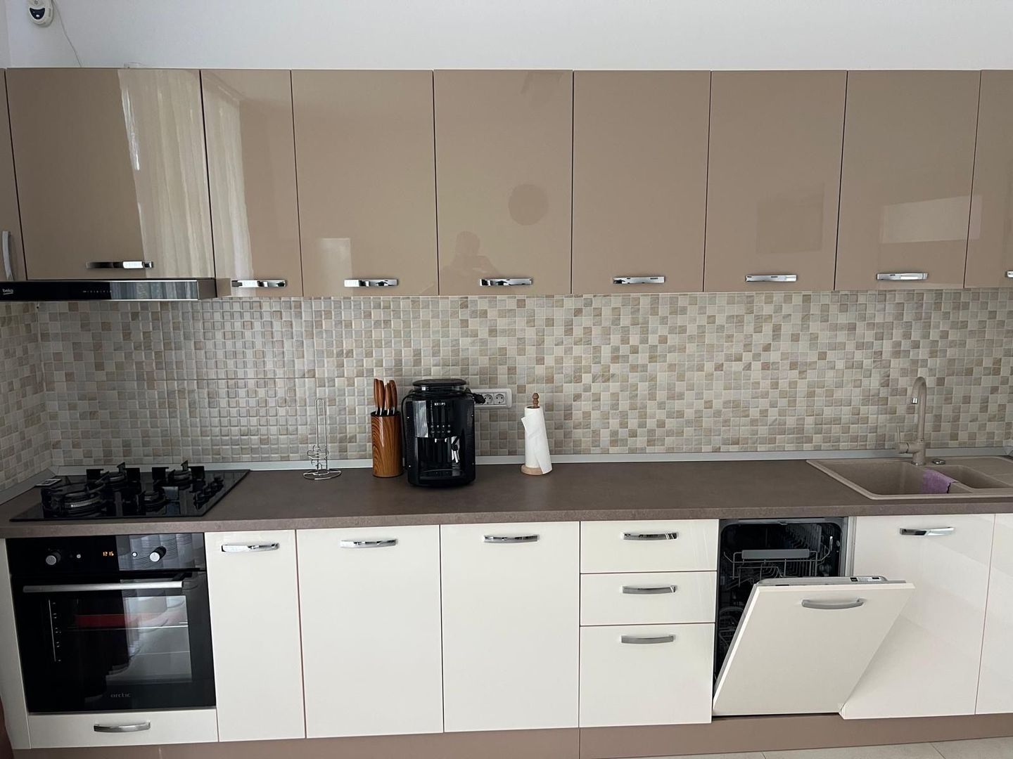 Duplex de închiriat în Dumbrăvița – 4 camere, 130 mp, teren 360 mp - imaginea 10